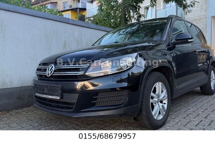 VW Tiguan 186.800 km 7.798 &euro; Remscheid 42859