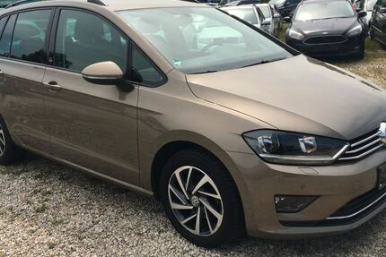 VW Golf 108.000 km 11.999 &euro; Bonn 53227