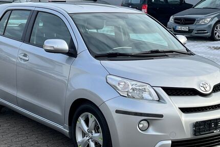 Toyota Urban Cruiser 72.400 km 8.950 &euro; Bornheim 53332