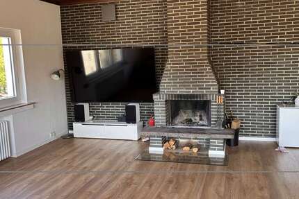 Wohnung Solingen Solingen-Mitte - 2 Zimmer, 110 m&sup2;, 925&euro; | Angebot:27470917