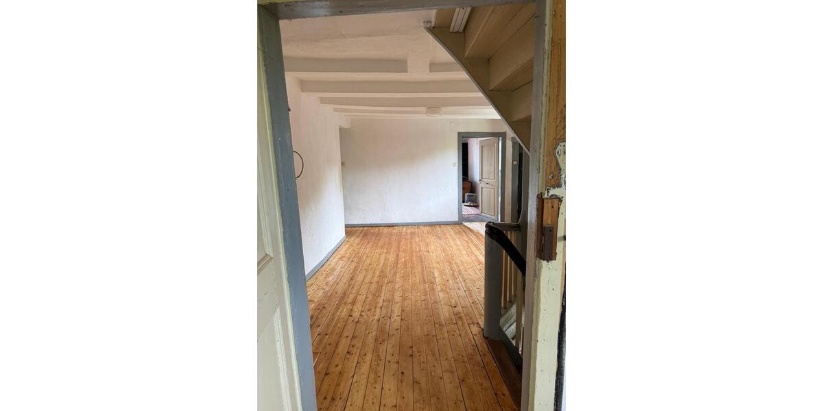 Einfamilienhaus Bornheim - 8 Zimmer, 200 m&sup2;, 760.000&euro; | Angebot:27409890