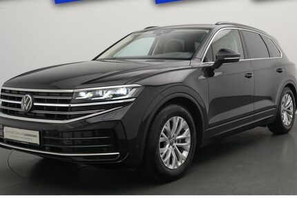 VW Touareg 14.347 km 64.980 &euro; Leverkusen 51379