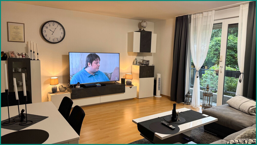 PROVISIONSFREI: INNENSTADT-WOHNEN IN GEPFLEGTER WOHNANLAGE MIT BALKON, AUFZUG & STELLPLATZ IN REMSCH - Etagenwohnung Remscheid | Angebot:26588193