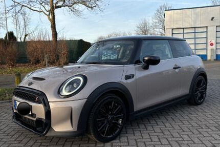 Mini Cooper S 75.308 km 24.700 &euro; Köln 50668