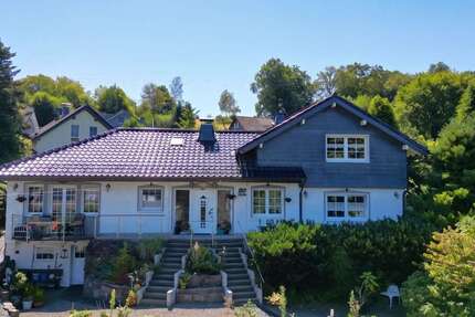 Haus Kürten - 6 Zimmer, 151 m&sup2;, 595.000&euro; | Angebot:27482666
