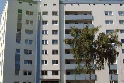 Wohnung Köln Ehrenfeld - 3 Zimmer, 67 m&sup2;, 735&euro; | Angebot:27447202