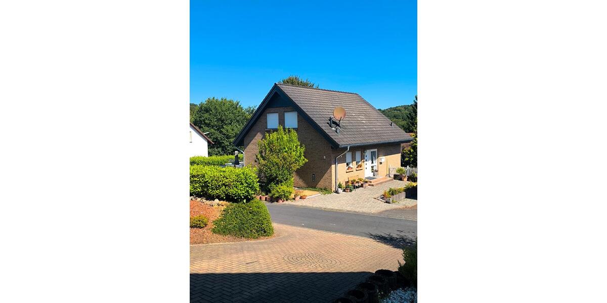 Einfamilienhaus Ruppichteroth - 7 Zimmer, 160 m&sup2;, 399.000&euro; | Angebot:27428594