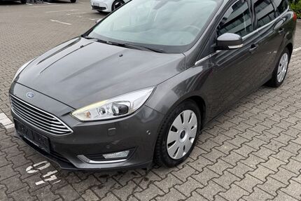 Ford Focus 100.000 km 8.600 &euro; Köln 50739