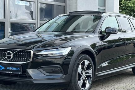 Volvo V60 Cross Country 171.000 km 23.490 &euro; Hilden (bei Düsseldorf) 40721