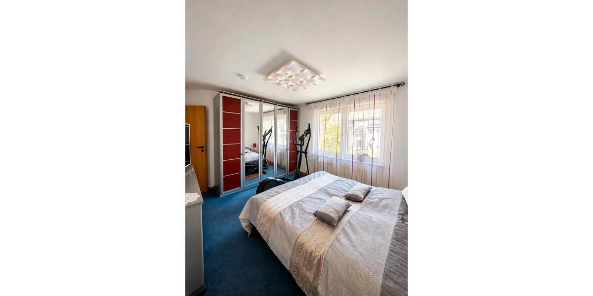 Etagenwohnung Solingen Mitte - 3 Zimmer, 83 m&sup2;, 243.000&euro; | Angebot:27462436