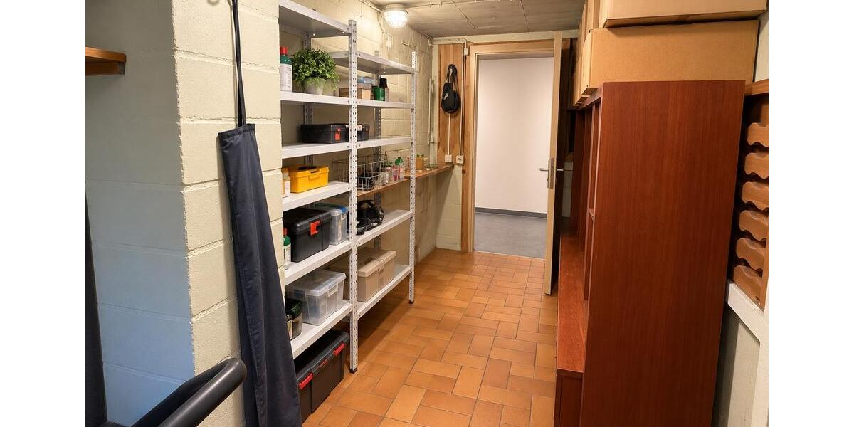 Erdgeschoßwohnung Brühl - 2 Zimmer, 64 m&sup2;, 229.000&euro; | Angebot:27470317