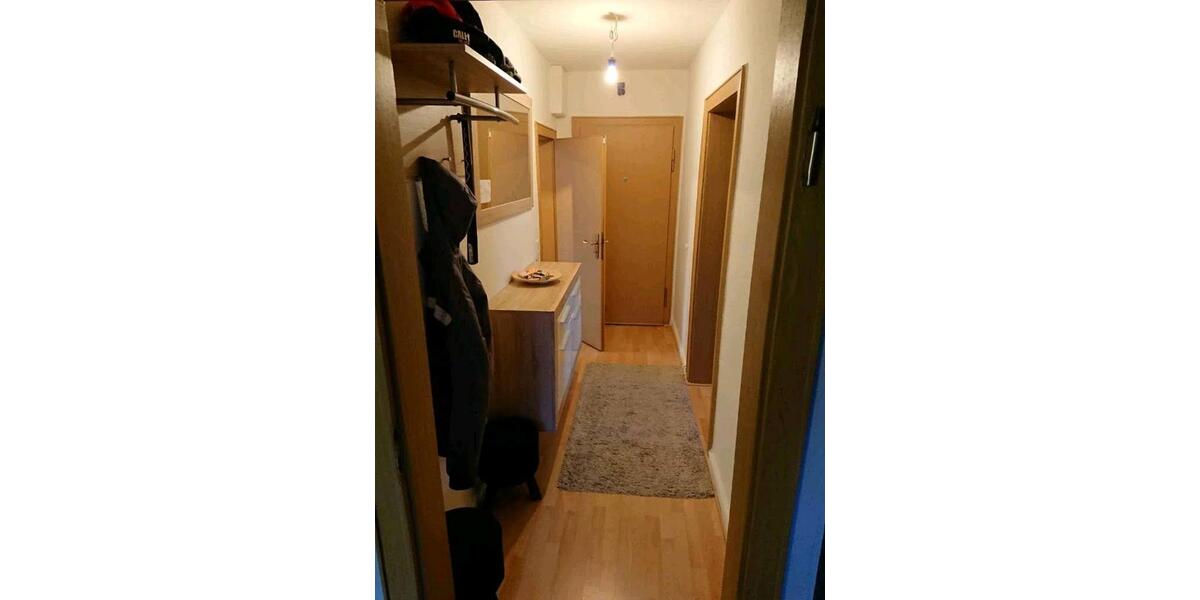 Dachgeschoßwohnung Wermelskirchen - 3.5 Zimmer, 60 m&sup2;, 128.000&euro; | Angebot:27496422