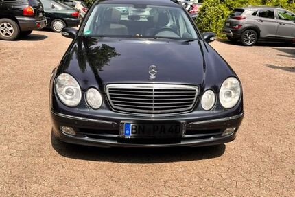 Mercedes-Benz 270 260.000 km 2.850 &euro; Bonn 53115