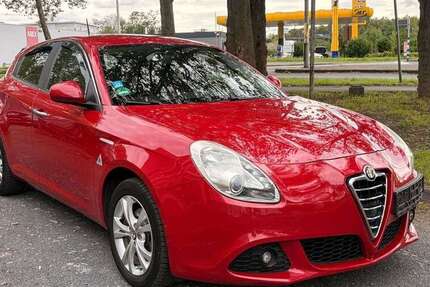 Alfa Romeo Giulietta 120.000 km 4.999 &euro; Köln 51109