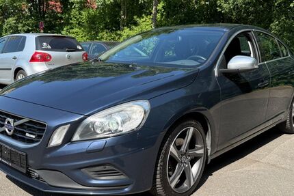 Volvo S60 144.240 km 6.900 &euro; köln 50670