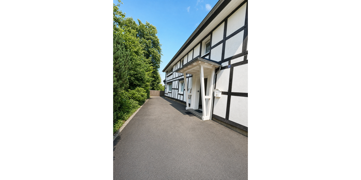 Einfamilienhaus Lindlar - 10 Zimmer, 190 m&sup2;, 299.000&euro; | Angebot:27493032