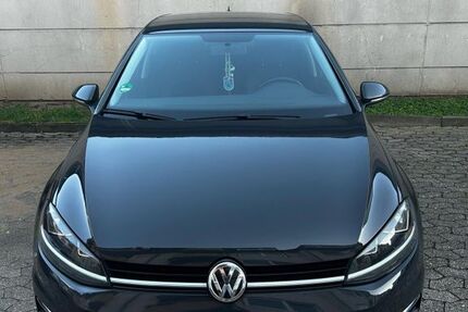 VW Golf 220.000 km 11.300 &euro; Köln 50767