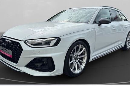 Audi RS4 14.256 km 61.980 &euro; Bonn 53119