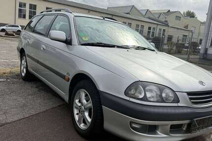 Toyota Avensis 188.260 km 1.999 &euro; Radevormwald, Stadt auf der Höhe 42477