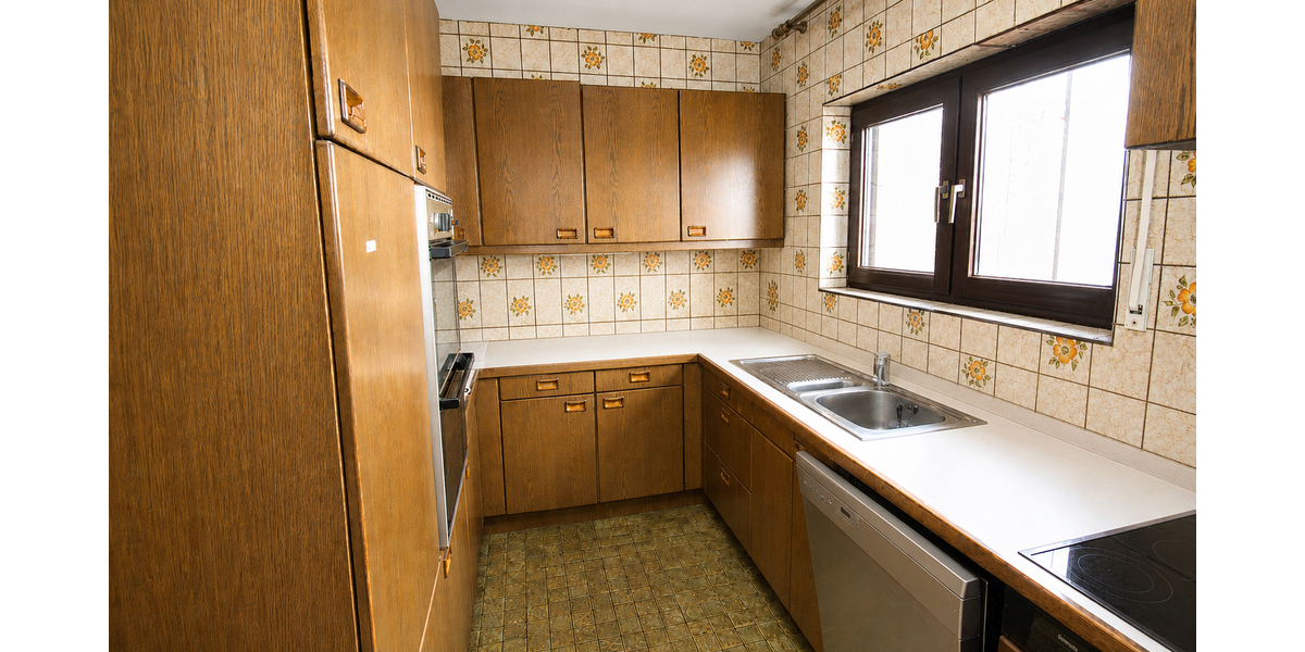 Mit 3D: Freistehendes Einfamilienhaus mit Potenzial und Garten - Einfamilienhaus Langenfeld | Angebot:27479753