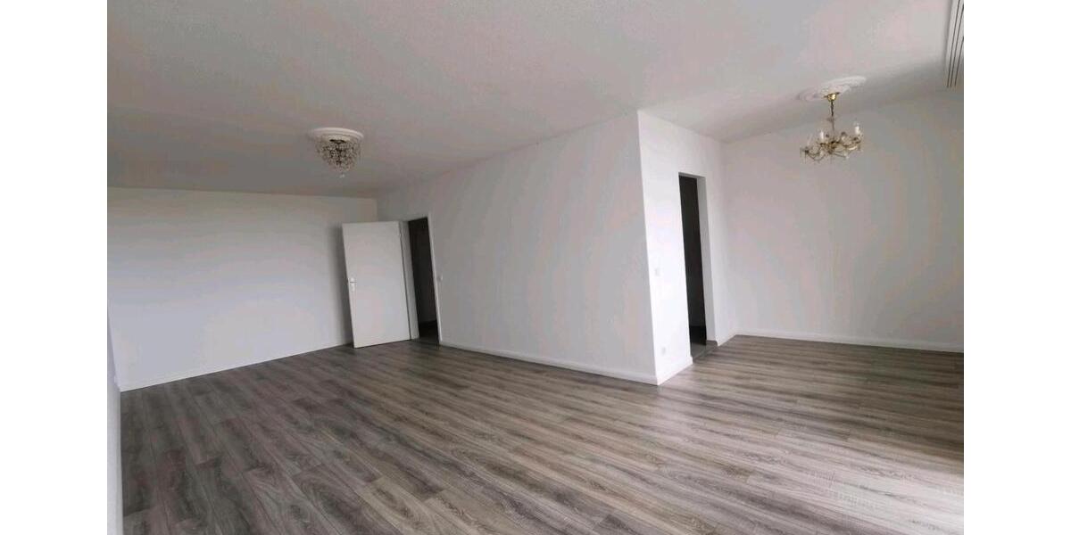 Etagenwohnung Köln Rodenkirchen - 3 Zimmer, 82 m&sup2;, 125.000&euro; | Angebot:26822554