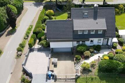 Haus Wermelskirchen - 6 Zimmer, 172 m&sup2;, 799.000&euro; | Angebot:27442659