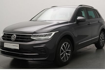 VW Tiguan 74.307 km 24.980 &euro; Leverkusen 51379