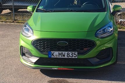 Ford Fiesta 61.100 km 17.999 &euro; Köln 50999