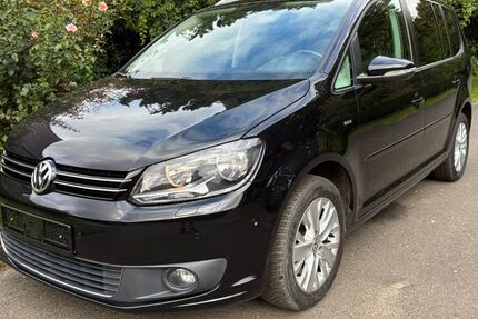 VW Touran 111.400 km 10.499 &euro; Frechen 50226