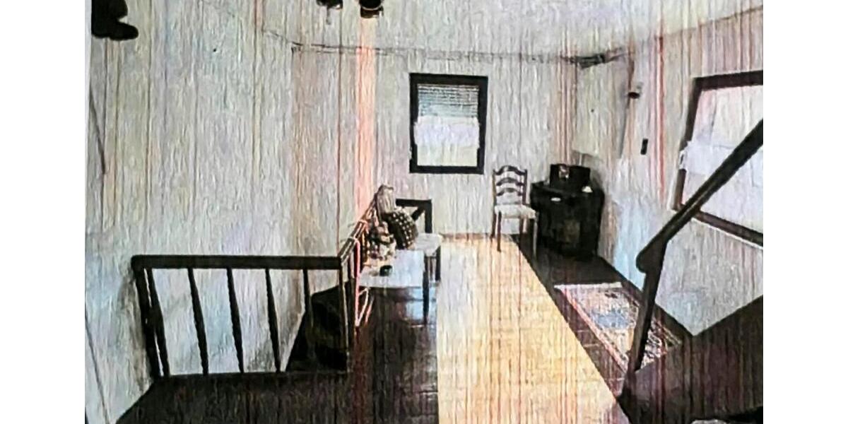 Einfamilienhaus Wiehl - 6 Zimmer, 140 m&sup2;, 200.000&euro; | Angebot:27457308