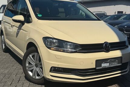 VW Touran 233.960 km 10.900 &euro; Siegburg 53721