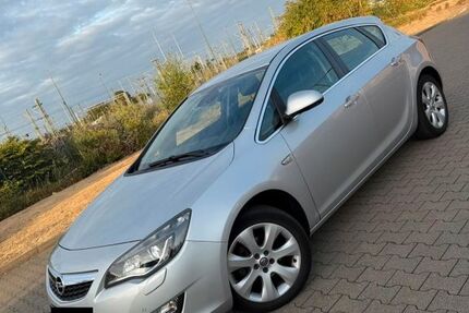 Opel Astra 120.000 km 5.990 &euro; Köln 50765