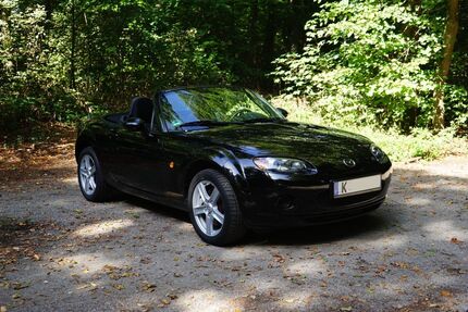 Mazda MX-5 81.231 km 10.990 &euro; Köln 50968