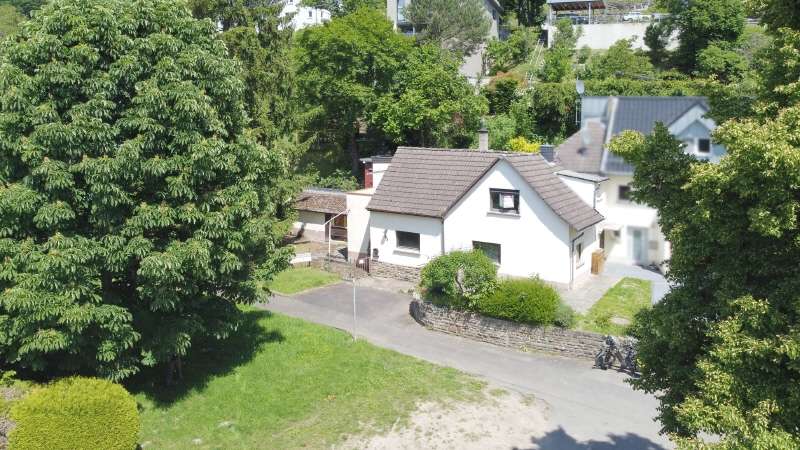 Einfamilienhaus Hennef - 5 Zimmer, 148 m&sup2;, 183.700&euro; | Angebot:25445354
