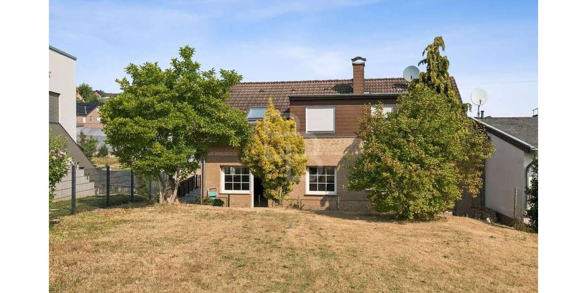 Einfamilienhaus Bornheim - 8 Zimmer, 210 m&sup2;, 385.000&euro; | Angebot:27272609