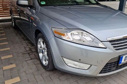 Ford Mondeo 220.000 km 4.500 &euro; Wesseling 50389
