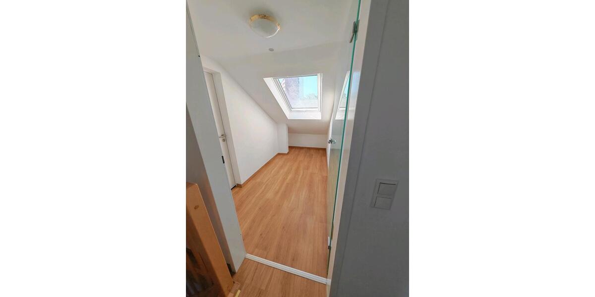 Maisonettenwohnung Düsseldorf Stadtbezirk 10 - 5 Zimmer, 114 m&sup2;, 399.000&euro; | Angebot:27425730