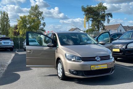 VW Touran 234.000 km 5.500 &euro; Bonn 53227