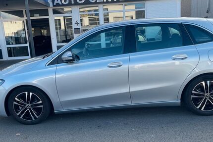 Mercedes-Benz B 180 44.200 km 23.900 &euro; Köln 50829