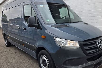 Mercedes-Benz Sprinter 175.000 km 12.650 &euro; Köln 51149