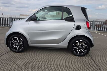 Smart ForTwo 72.953 km 8.500 &euro; Köln 50668