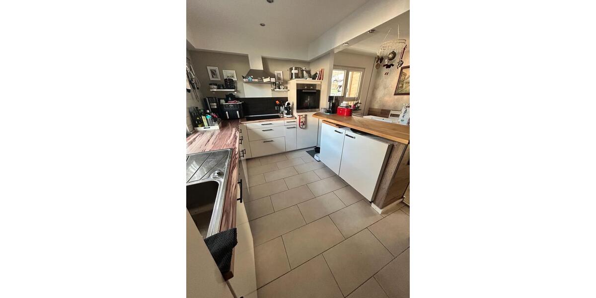 Einfamilienhaus Hennef (Sieg) - 7 Zimmer, 180 m&sup2;, 420.000&euro; | Angebot:27301295