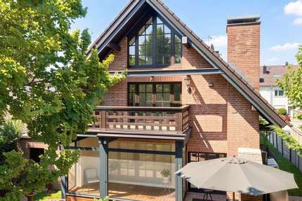 Haus Langenfeld (Rheinland) - 7 Zimmer, 300 m&sup2;, 1.397.000&euro; | Angebot:26853159