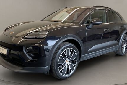 Porsche Macan 8.368 km 81.800 &euro; Köln 50823