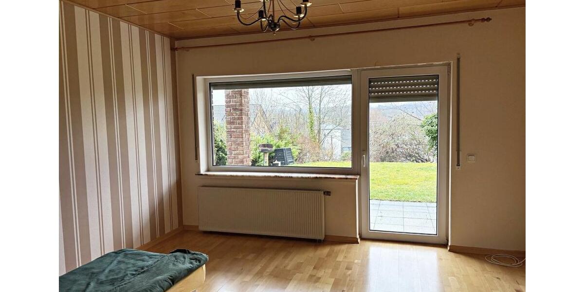 Einfamilienhaus Wiehl - 11 Zimmer, 136 m&sup2;, 447.000&euro; | Angebot:27438342