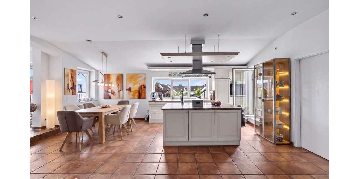 Einfamilienhaus Köln / Weiß Weiß - 19 Zimmer, 416 m&sup2;, 1.800.000&euro; | Angebot:26913461