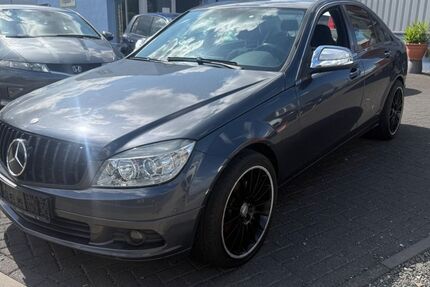 Mercedes-Benz C 200 208.500 km 4.950 &euro; brühl 50321