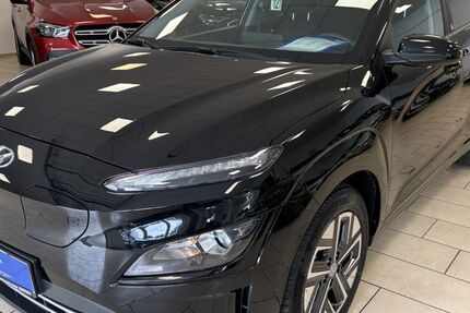 Hyundai KONA 28.827 km 18.800 &euro; Bonn 53227