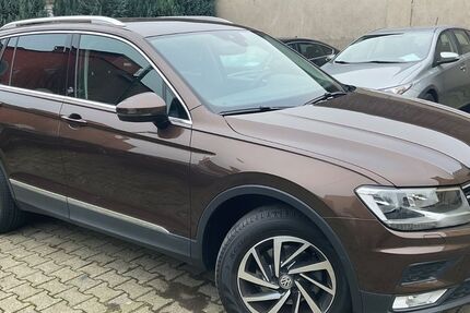 VW Tiguan 93.259 km 17.700 &euro; Solingen 42719