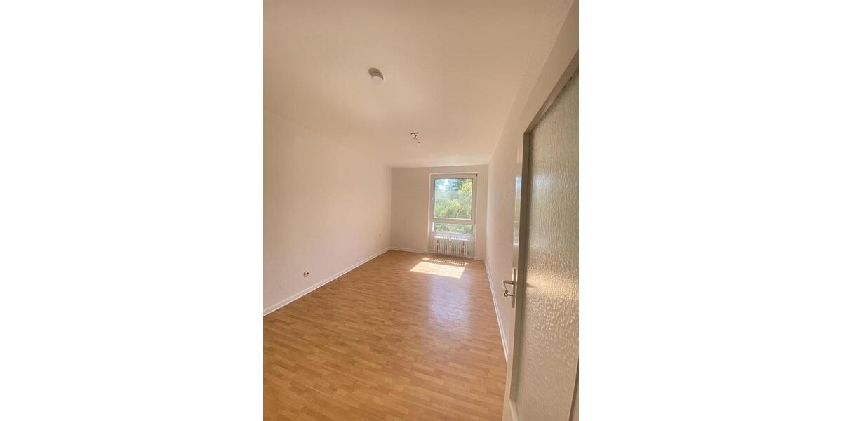 Etagenwohnung Solingen - 3.5 Zimmer, 73 m&sup2;, 769&euro; | Angebot:26254319